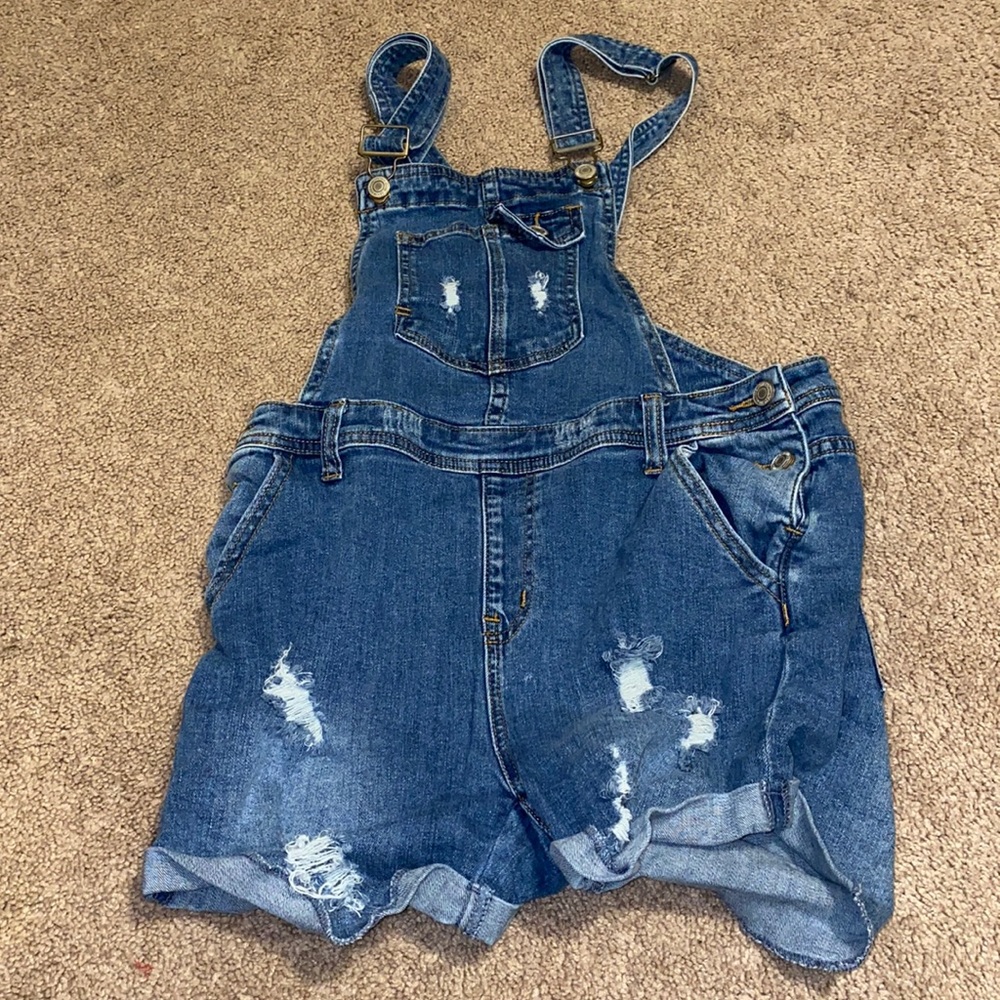 Ripped Overal Shorts
